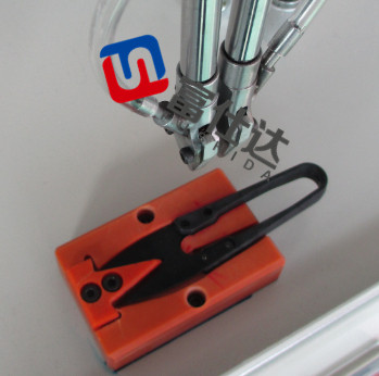 線(xiàn)頭剪刀用雙軸自動(dòng)鎖螺絲機(jī)